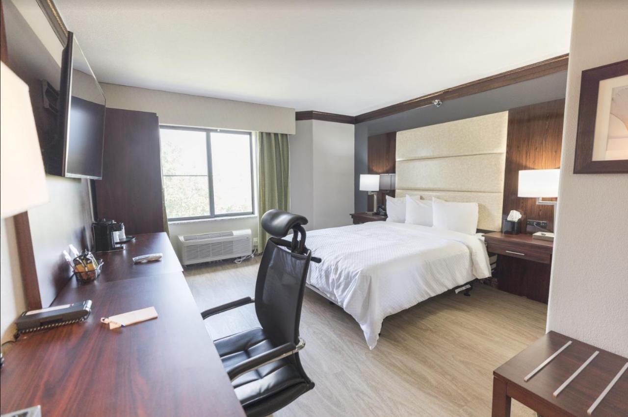The Leo Collection Detroit, Ascend Hotel Collection Lincoln Park Eksteriør bilde