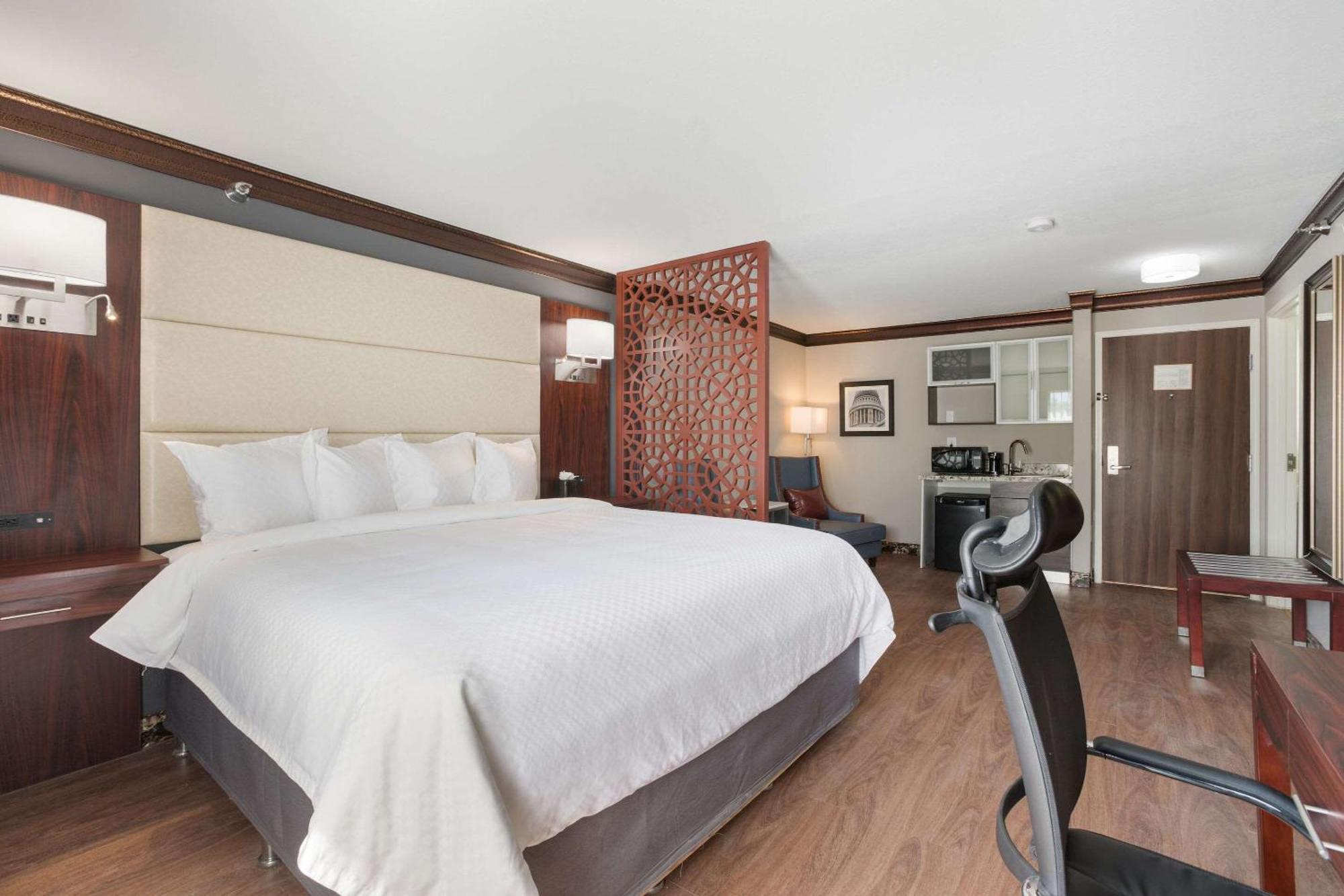 The Leo Collection Detroit, Ascend Hotel Collection Lincoln Park Eksteriør bilde