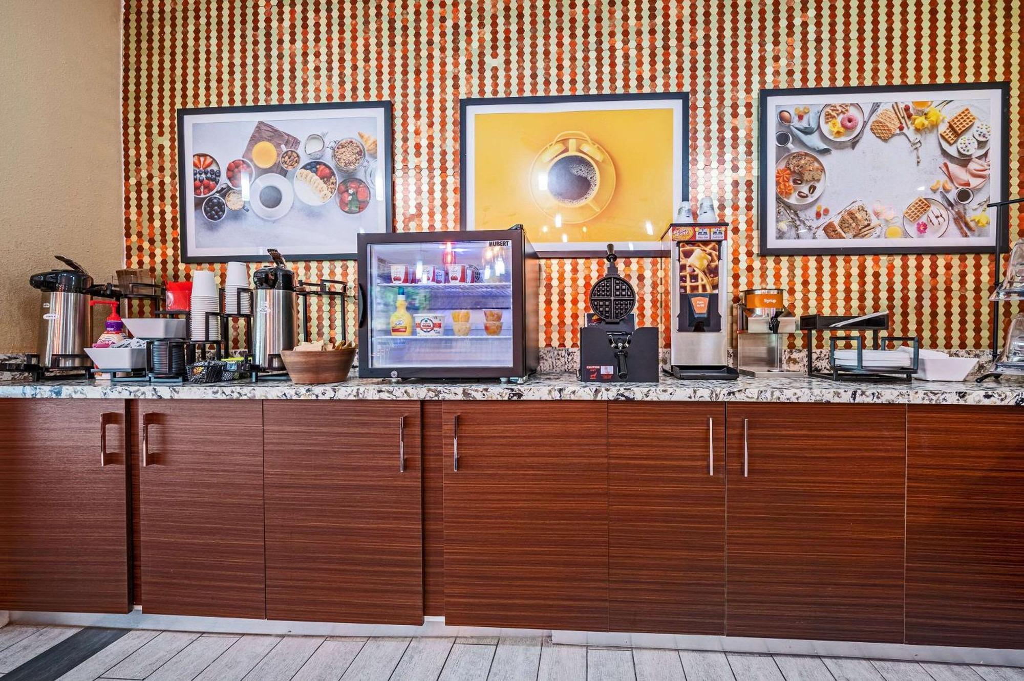 The Leo Collection Detroit, Ascend Hotel Collection Lincoln Park Eksteriør bilde